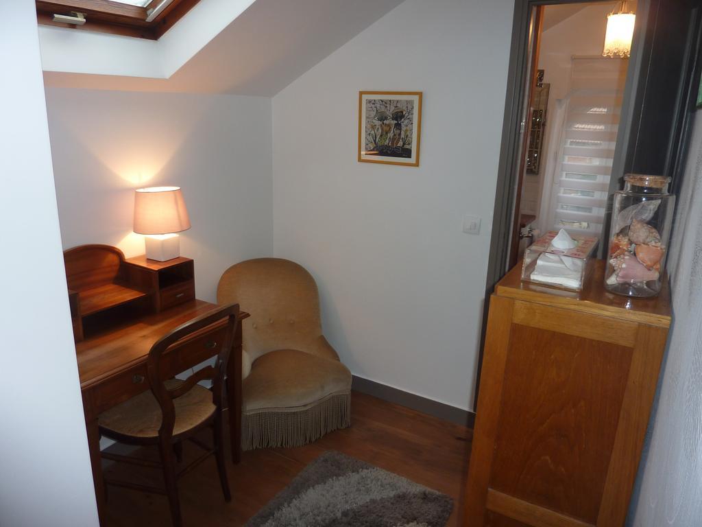 Maison Romantique Bed & Breakfast Le Perreux-Sur-Marne Exterior foto