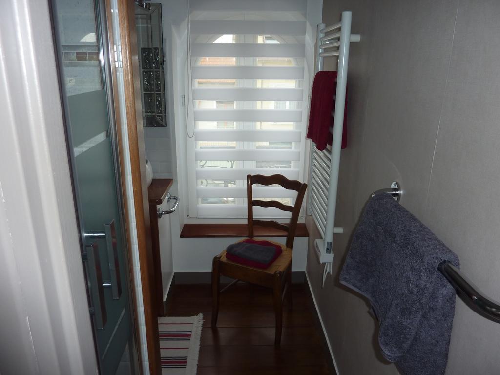 Maison Romantique Bed & Breakfast Le Perreux-Sur-Marne Exterior foto