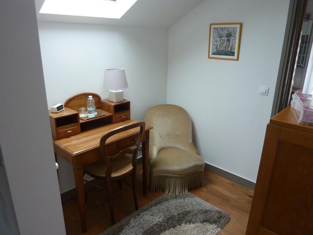 Maison Romantique Bed & Breakfast Le Perreux-Sur-Marne Exterior foto